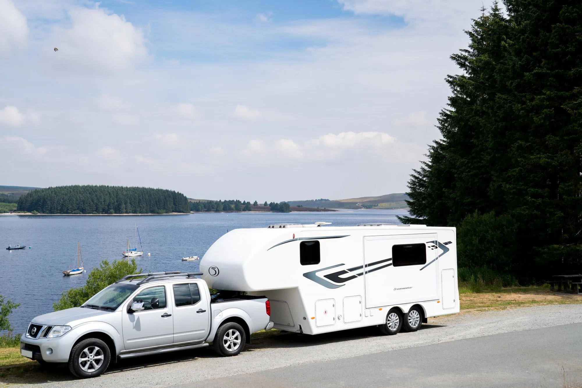 Fifth Wheel Co Dreamseeker exterior