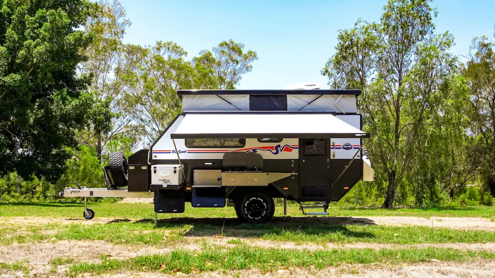 Stoney Creek Scout 14 hybrid caravan exterior view.